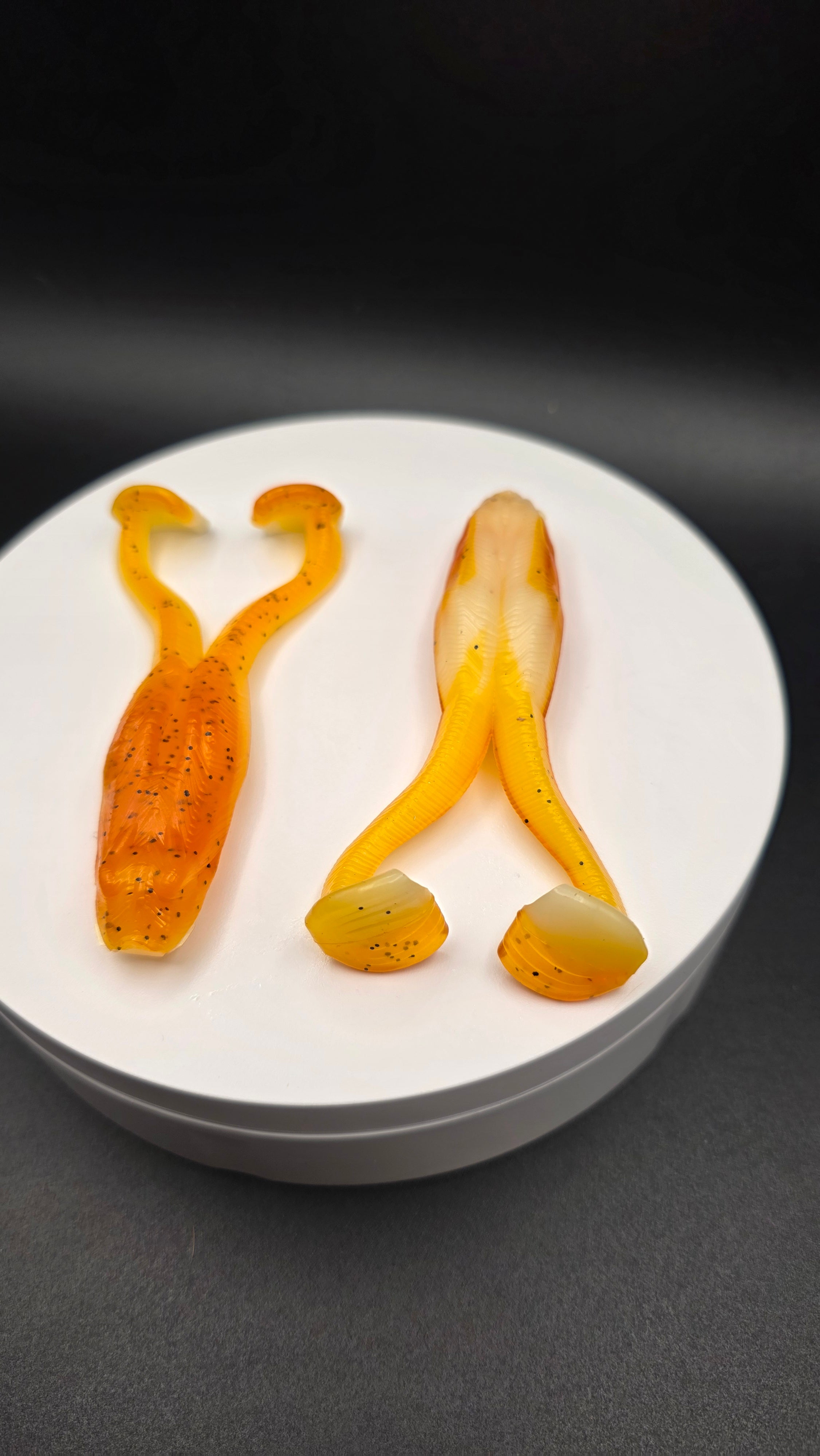 4pc. BUZZ FROG - 3.5"