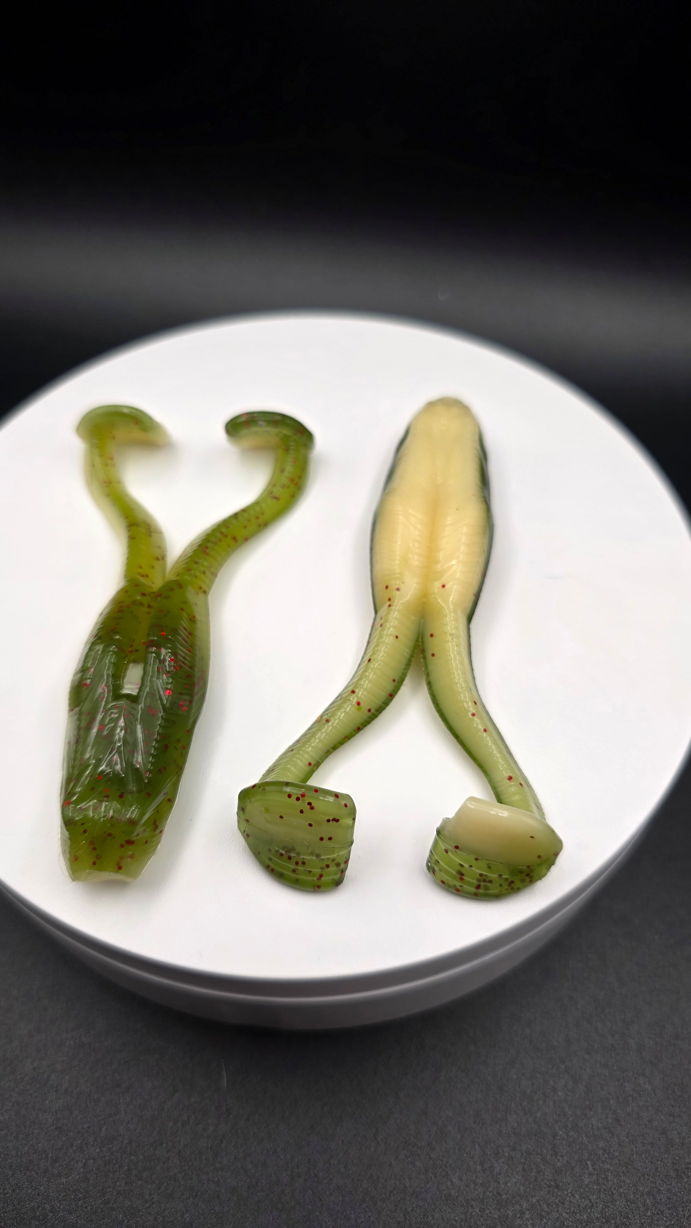 4pc. BUZZ FROG - 3.5"