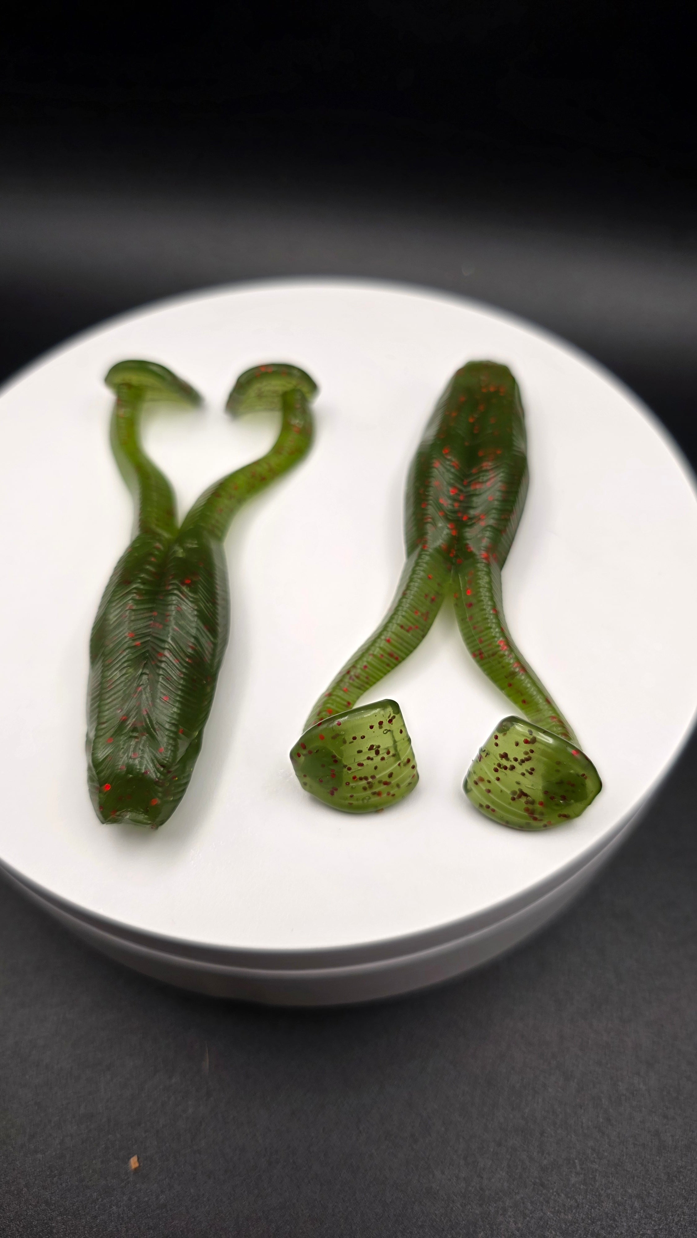 4pc. BUZZ FROG - 3.5"